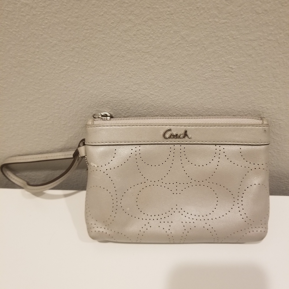 Coach pouch